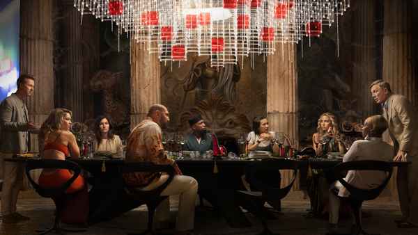 Knives Out 2 Poster 3