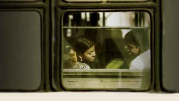 Kunguma Poovum Konjum Puravum Poster 2