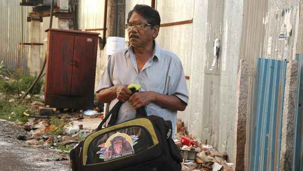 Kurangu Bommai Poster 3