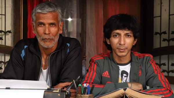 Lakadbaggha Poster 1