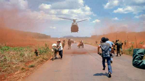 Last Days in Vietnam Poster 1