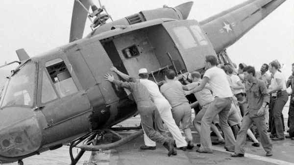 Last Days in Vietnam Poster 7