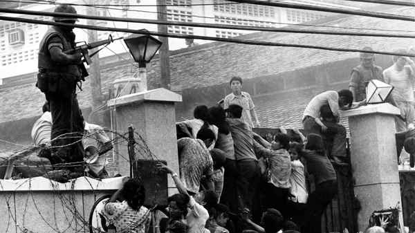 Last Days in Vietnam Poster 4