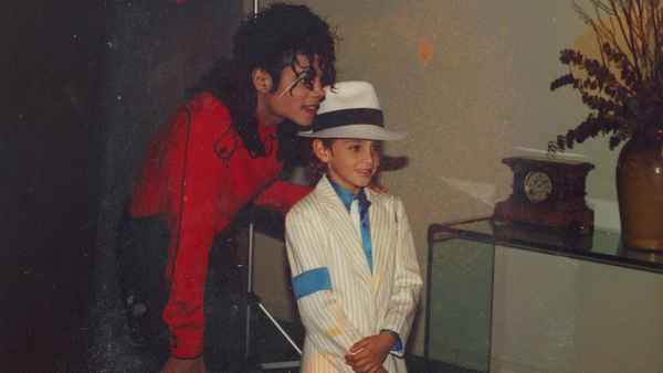 Leaving Neverland Poster 2