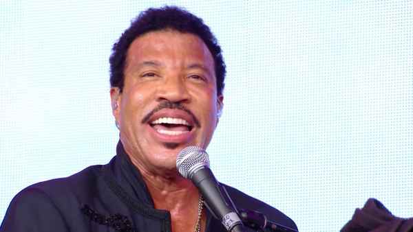 Lionel Richie - Live At Glastonbury Poster 1