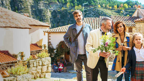 Live Twice, Love Once Poster 4