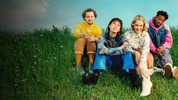 Love Addicts Poster 1