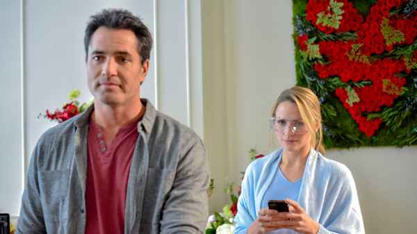 Love Blossoms Poster 6