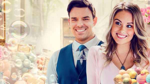 Love, Bubbles & Crystal Cove Poster 6