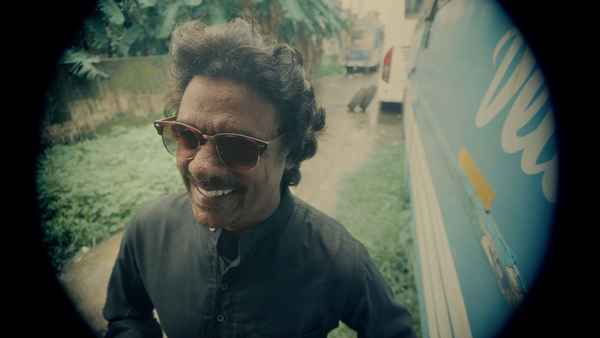 Love in Varapuzha Poster 4