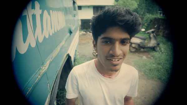 Love in Varapuzha Poster 5