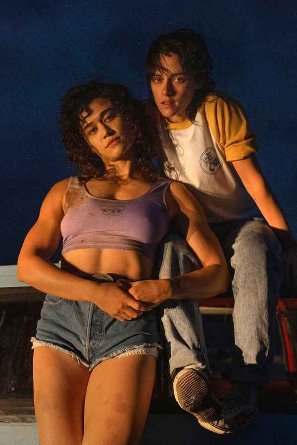 Love Lies Bleeding Poster 6