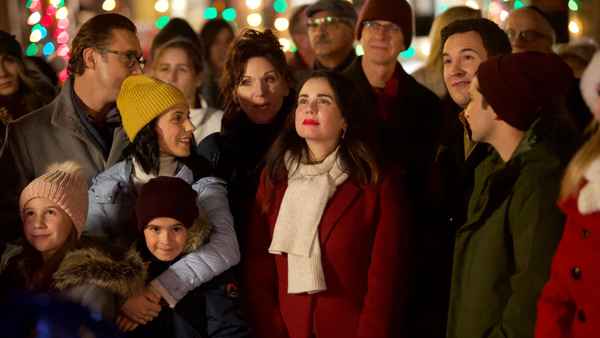 Love, Lights, Hanukkah! Poster 2