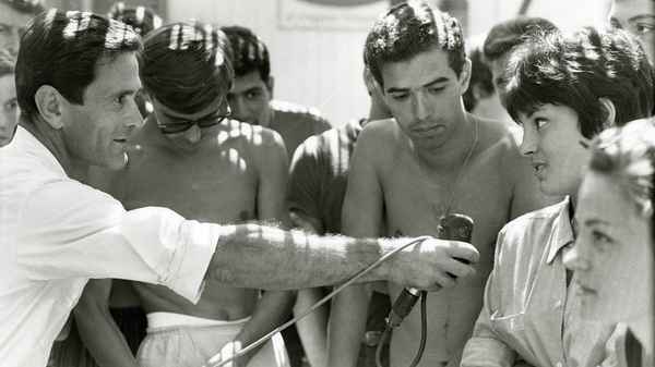 Love Meetings Poster 3