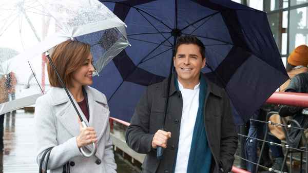 Love on the Menu Poster 2