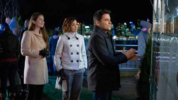 Love on the Menu Poster 6