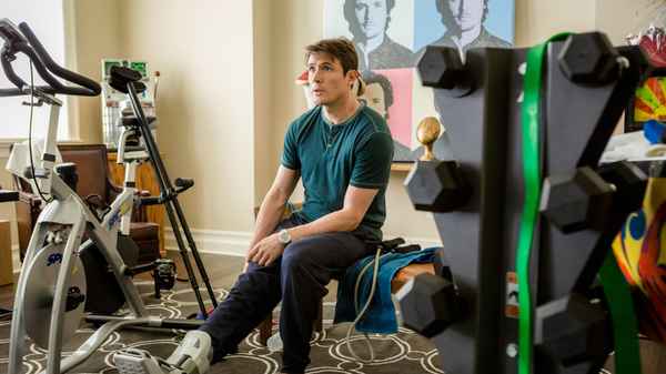 Love on the Sidelines Poster 3