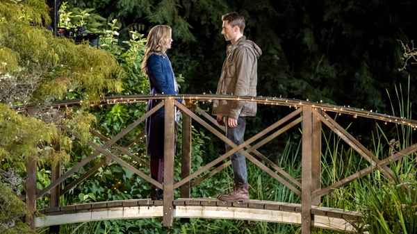 Love Struck Café Poster 6