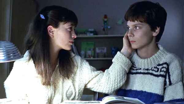 Lovers of the Arctic Circle Poster 4