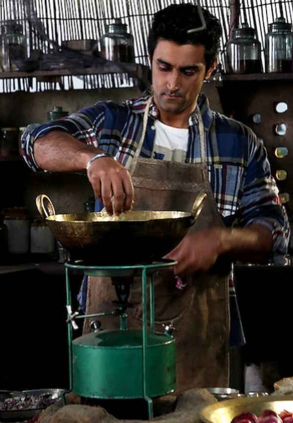 Luv Shuv Tey Chicken Khurana Poster 5