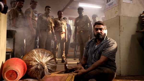 Maharaja (மகாராஜா) Poster 1