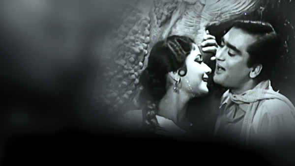 Main Chup Rahungi Poster 1