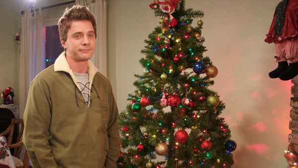 Make the Yuletide Gay Poster 4