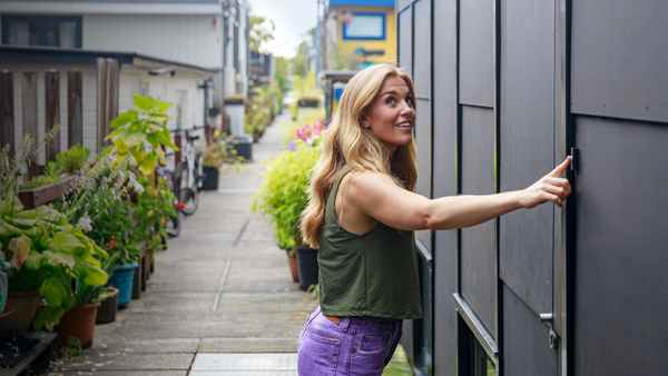 Make Yourself at Home Poster 2