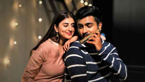 Malli Malli Chusa Poster 1