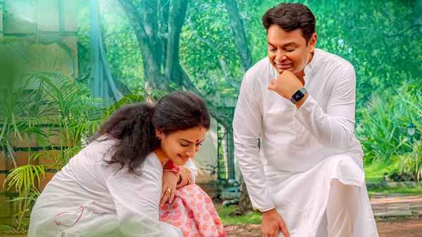 Malli Pelli Poster 2