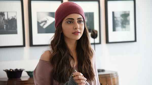 Manmadhudu 2 Poster 1