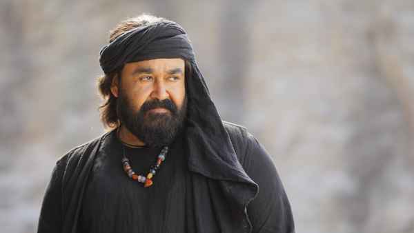 Marakkar - Arabikadalinte Simham Poster 4