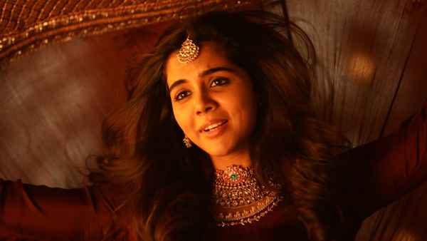 Marakkar - Arabikadalinte Simham Poster 6