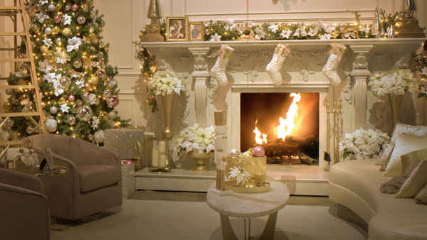 Mariah Carey's Magical Christmas Special Poster 3