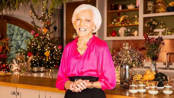 Mary Berry's Ultimate Christmas Poster 1