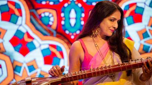 Masaba Masaba Poster 3