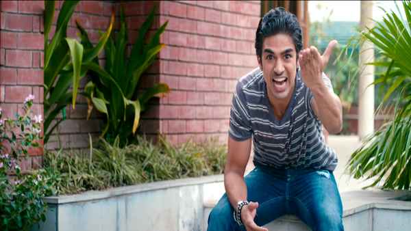 Mere Dad Ki Maruti Poster 2