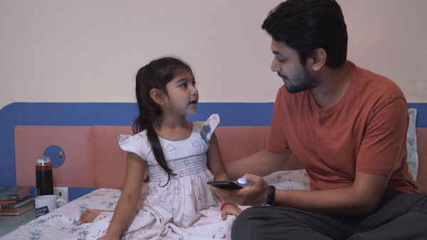 Mere Papa Google Par Poster 2