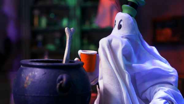 Mickey and Friends Trick or Treats Poster 7