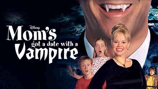 Mom's Got a Date with a Vampire Poster 1