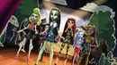 Monster High: Freaky Fusion Poster 2