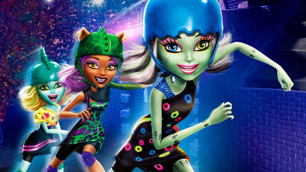 Monster High: Friday Night Frights Poster 1