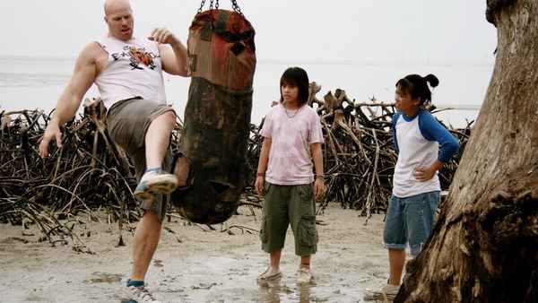 Muay Thai Giant Poster 4