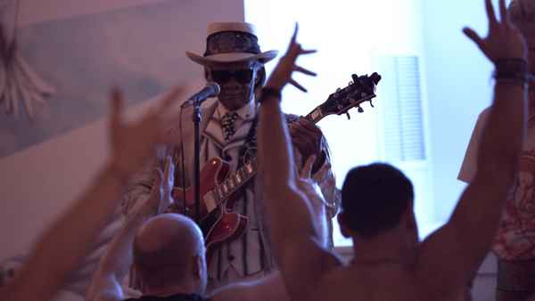 Music Pictures Poster 1