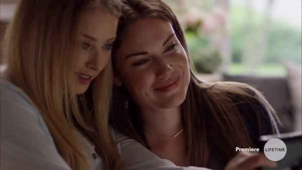 My Baby Is Gone! Poster 1