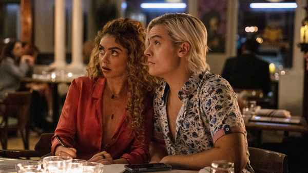 My Fake Boyfriend Poster 2