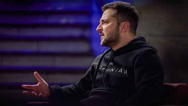 My Next Guest with David Letterman and Volodymyr Zelenskyy Poster 7