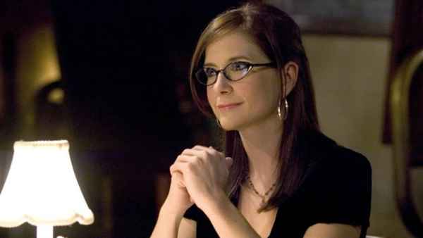 Mystery Woman: At First Sight Poster 4