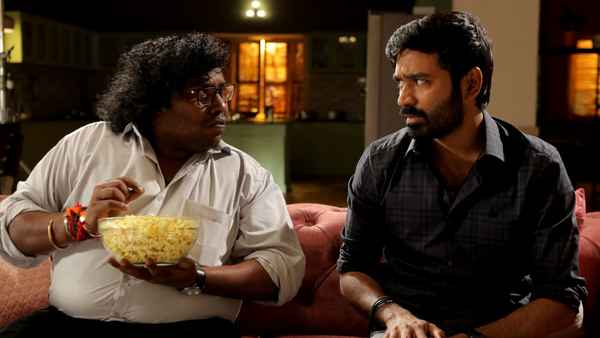 Naane Varuven Poster 6