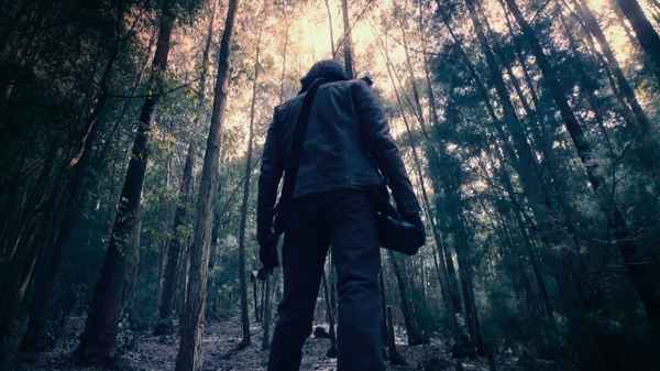 Naane Varuven Poster 3